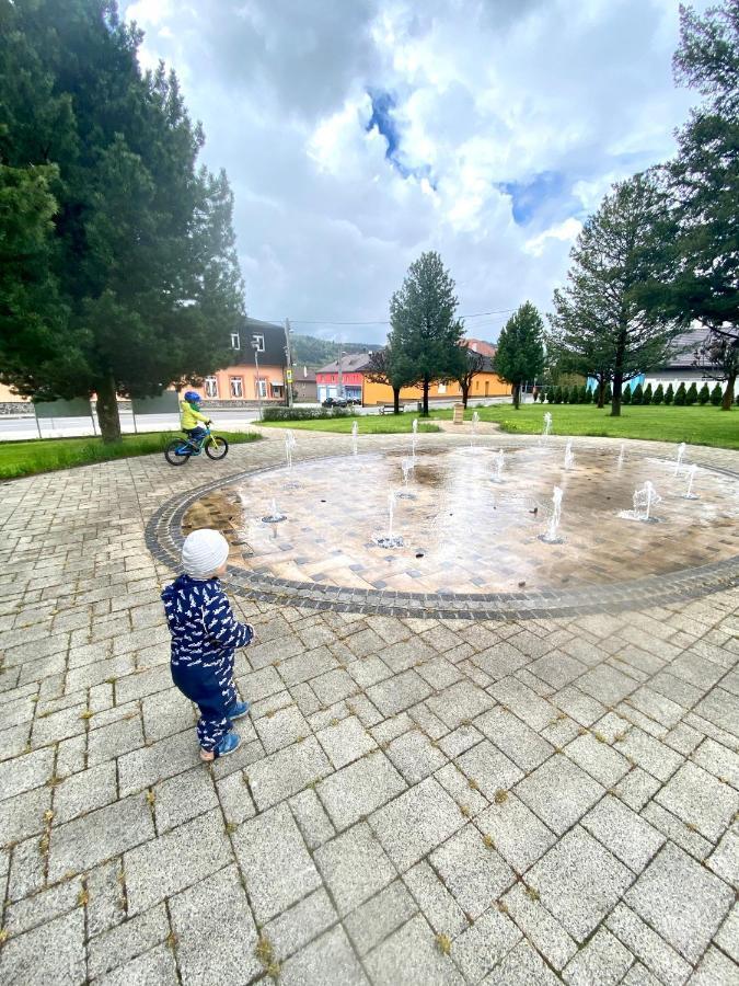 Drevenica Emilka, 5 Min Restauracia, Z Terasy Vyhlad Na Kralovu Holu A Polomske Ocko, Gril, Ohnisko, Kotlik Villa Brezno Luaran gambar