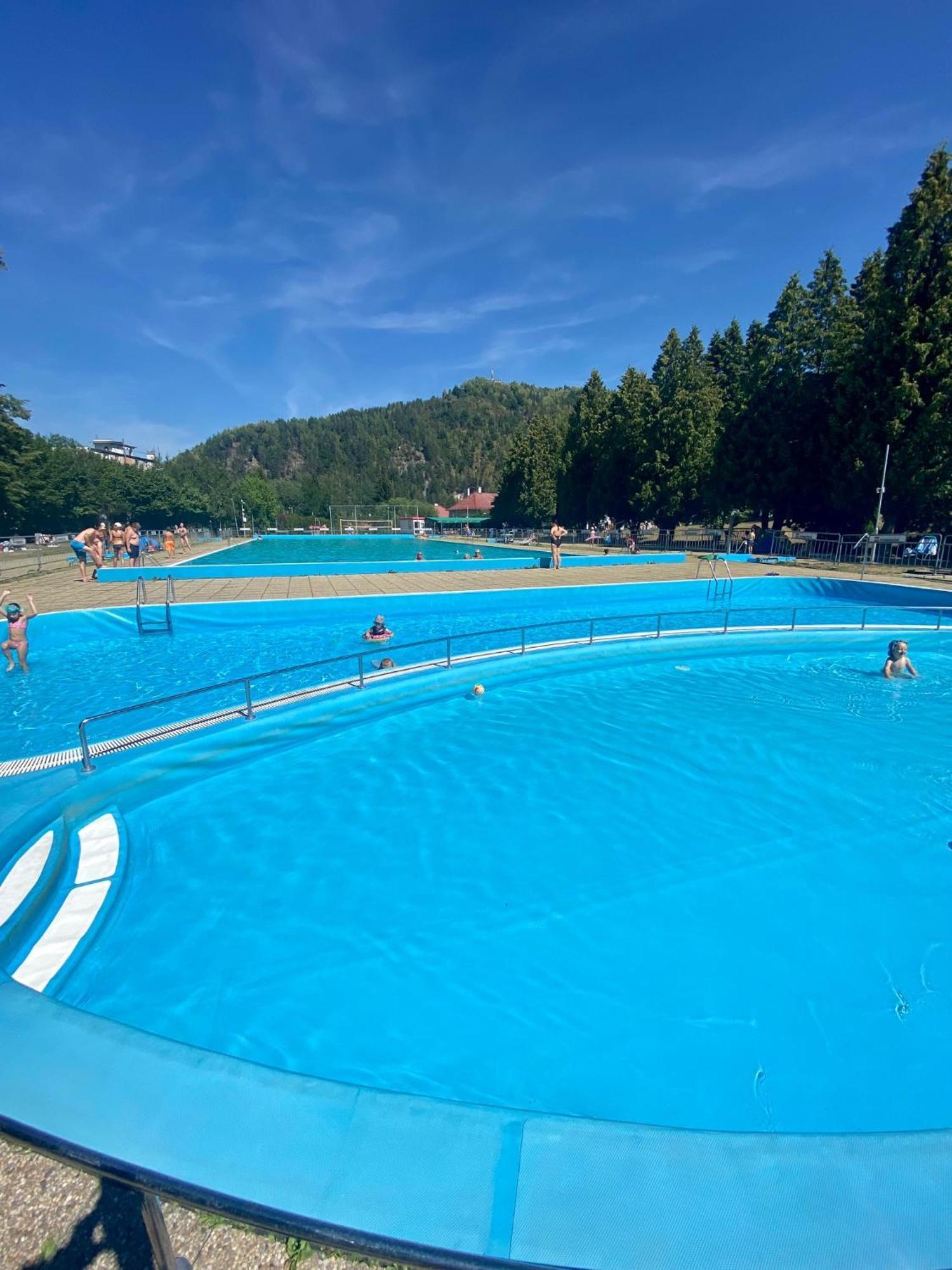 Drevenica Emilka, 5 Min Restauracia, Z Terasy Vyhlad Na Kralovu Holu A Polomske Ocko, Gril, Ohnisko, Kotlik Villa Brezno Luaran gambar