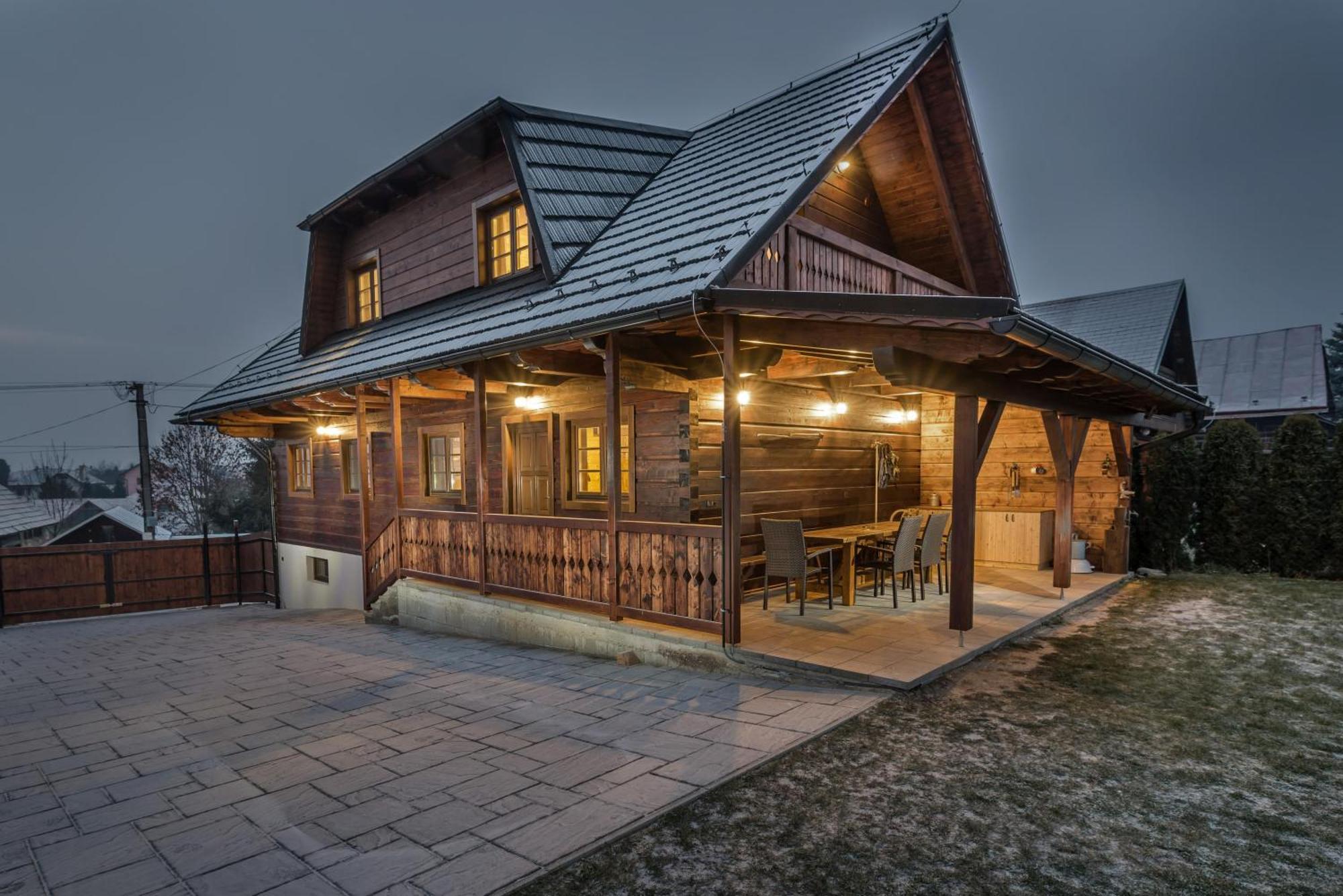 Drevenica Emilka, 5 Min Restauracia, Z Terasy Vyhlad Na Kralovu Holu A Polomske Ocko, Gril, Ohnisko, Kotlik Villa Brezno Luaran gambar
